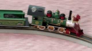 Thomas Kinkades Christmas Express Train Set [upl. by Tnecillim]