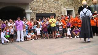 Ball de Peuets  Gegants de Calella a Tordera 2013 [upl. by Nonez]