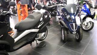 VESPA PIAGGIO MP 3 LT 250  400 3 wheeled scooters [upl. by Mazel]