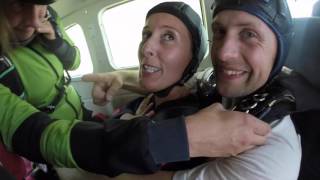 Tandemsprung mit SkydiveExit im Reisemagazin  BLETVde [upl. by Selrac]