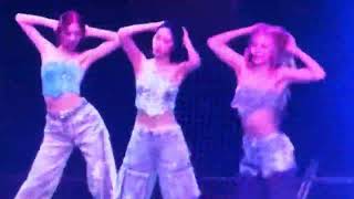 Itzy born to be concert performing loco performance live on stage [upl. by Eugor924]