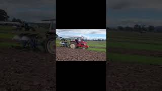 Favourite thing at the ploughing match Perkins engine IH475 internationalharvester IH caseih [upl. by Llerroj]