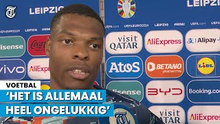 Denzel Dumfries reageert Heel discutabel [upl. by Aehtela989]