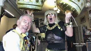 Toyah amp Roberts Sunday Lunch  Jingle Bell Rock [upl. by Banna]