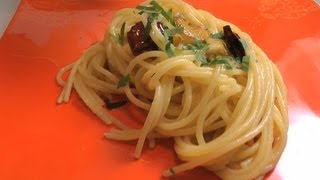 Spaghetti z czosnkiem spaghetti aglio olio e peperoncino [upl. by Aretahs]