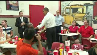 Obama surprises diner orders chili dogs [upl. by Retsbew]