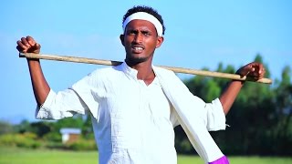 Demeke Bitew  Emu Telemegni  New Ethiopian Music 2016 Official Video [upl. by Zanahs]