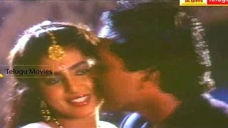 Gang War  Telugu Movie superhit Song  Vinod KumarSobhanaKasthuri [upl. by Nawd803]