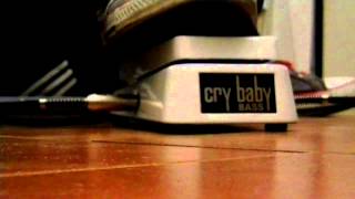 Dunlop CryBaby Bass Wah 105Q [upl. by Cohl106]