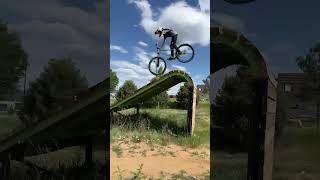 Valmont XL slopestyle [upl. by Nosirrah672]