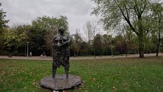 AMSTERDAM 🇳🇱 Le Vondel Park sa roseraie sa sculpture de Picasso et ses perruches vertes [upl. by Retnyw658]