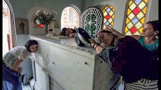 Miracle in Aegina Greece  Sounds and knocks coming from the grave of St Nektarios [upl. by Narib]