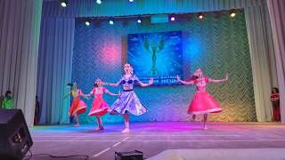 Naino Mein Sapna  Himmatwala Song  Indian dance group quotDjayaquot  Школа танца quotДжаяquot [upl. by Grim]