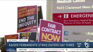 Kaiser Permanente mental health workers hit picket line for third straight day [upl. by Hayne]