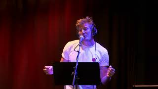 Comment chanter en anglais  Gérémy Crédeville part en live [upl. by Yaresed]