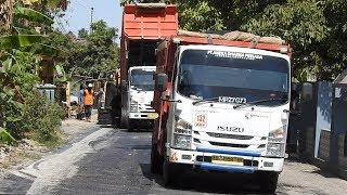 Asphalt Paving Road By Dump Truck Finisher Tandem Tire Roller Sumitomo HA60C [upl. by Tremayne]