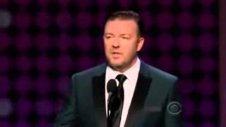 Ricky Gervais sbeffeggia i protagonisti di The Office agli Emmy Award 2009 sub ita [upl. by Ailama]