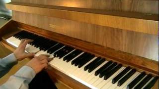 Johann Sebastian Bach  Minuet in G Major BWV Anh 114  piano [upl. by Riem]