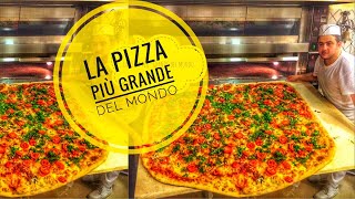 La piu grande delle pizzachilometro Pizzaiolo Mario Petrolo [upl. by Ramburt]