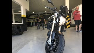 Cambio a 19055zr17 en bmw f 800 r [upl. by Dove]