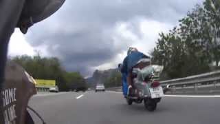 Lambretta Thailand test run performance sx200 and tv175 [upl. by Sloatman]