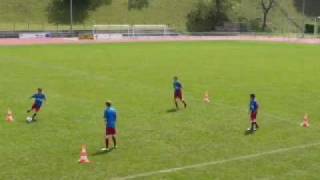 Fussballtraining Doppelpass 4  Passen  Technik [upl. by Danyette]