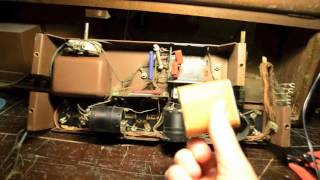 Ancient Electronics from 1928 RCA Radiola 18 Restoration Part 1 [upl. by Ykcor621]