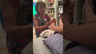 Otite riflessologia seconda parte fisioterapia osteopathy reflexology mamma osteopatia shorts [upl. by Delcine688]