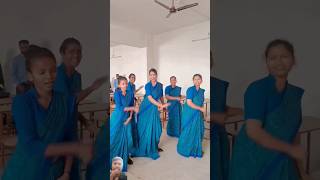 sharara sharara main Hun ek sharara shorts youtubeshorts dance trending [upl. by Ssitnerp743]