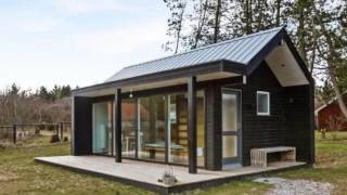 Amazing Scandinavian Modern Tiny House from Simon Steffensen [upl. by Laubin2]