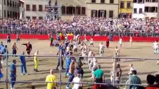 Calcio storico fiorentino bianchi azzurri 14 giu 2014 [upl. by Ainessey33]