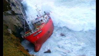 Perfect Storm Top 10 Large Ships Cover Horrible Waves [upl. by Arvad907]