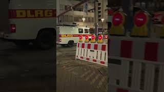 DLRG Wasserettung auf Einsatzfahrt in Ludwigshafen [upl. by Manas865]