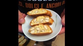 Cantucci la video ricetta della dellex pasticcere [upl. by Aihselat325]