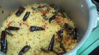 Arisi paruppu sadam tamil  ரேஷன் அரிசியில் சுவையான அரிசி பருப்பு சாதம் paruppu sadam [upl. by Hahcim]