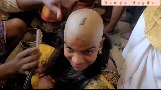 So beautiful women headshave in temple 👩‍🦲😍 [upl. by Ellessig]