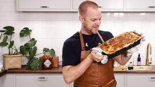 Lasagne  recept på en krämig klassiker [upl. by Adnalohs836]