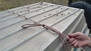 How to tie ONE HANDED Truckies Hitch [upl. by Geithner]