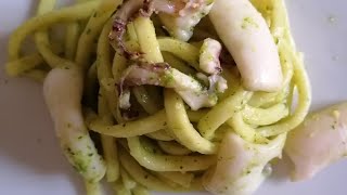 Scialatielli con Crema di Prezzemolo e Calamari Ricetta Perfetta [upl. by Elsey]