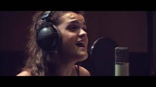 Luz y Sombra la canción de Amaia para Legado en los huesos [upl. by Miculek]