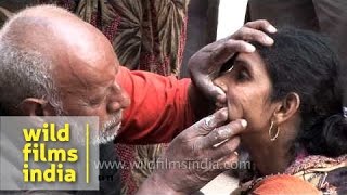 Roadside dentist works his magic on poor local woman [upl. by Lach236]