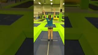 Diesen Trick am Trampolin kannst du ganz einfach lernen🔥💚💙 [upl. by Jurdi294]