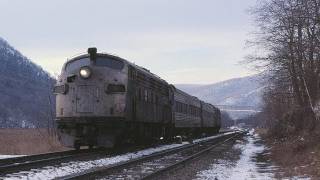 FL9s Amtrak F40 and Turbo Air whistles and fantastic horns Please read caption 12291978 [upl. by Gelasias]