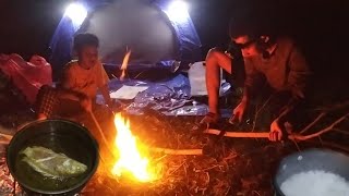 camping fishing and cooking the catch at night [upl. by Jehanna]