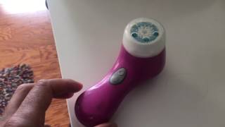 Clarisonic  HOW TO CHARGE [upl. by Jeanelle]