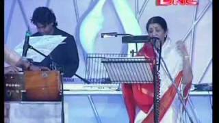 jiya jale by Lata a r rahman live concert [upl. by Shem414]