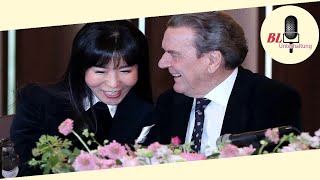 Gerhard Schröder Er heiratet Freundin So YeonKim [upl. by Assenej]