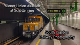 HD Wiener Linien UBL1 6925 passes Schottenring 18092024 [upl. by Meara894]