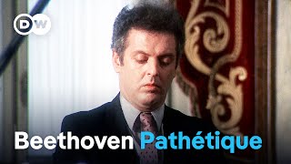 Beethoven Piano Sonata No 8 Pathétique  Daniel Barenboim [upl. by Otilrac]