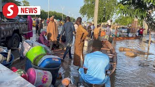 Nigerias floodhit residents lament expensive canoe rides [upl. by Bryn230]